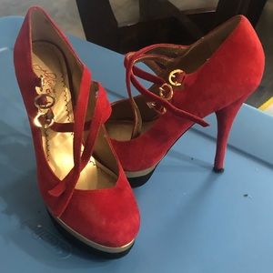 Three strap shoes (100% leather upper)